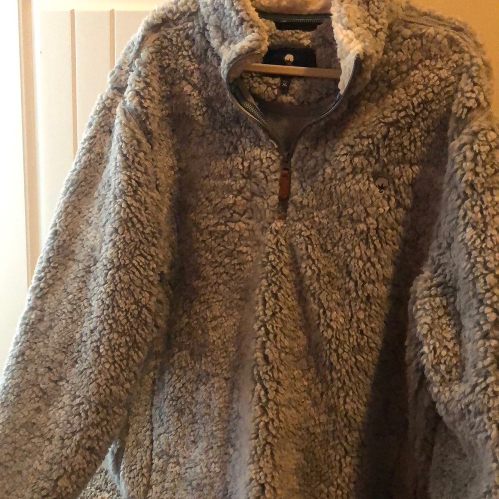 Fuzzy pullover